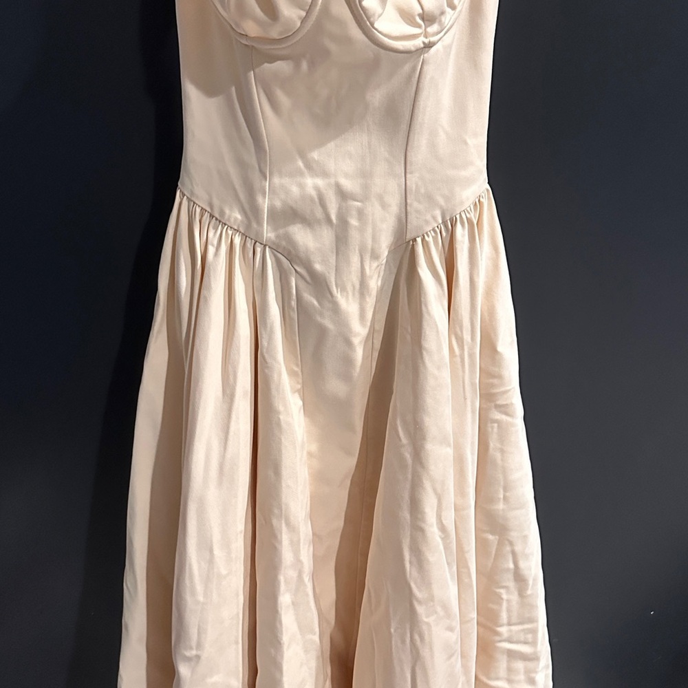 House of cb Samaria midi dress - Picture 2 of 4